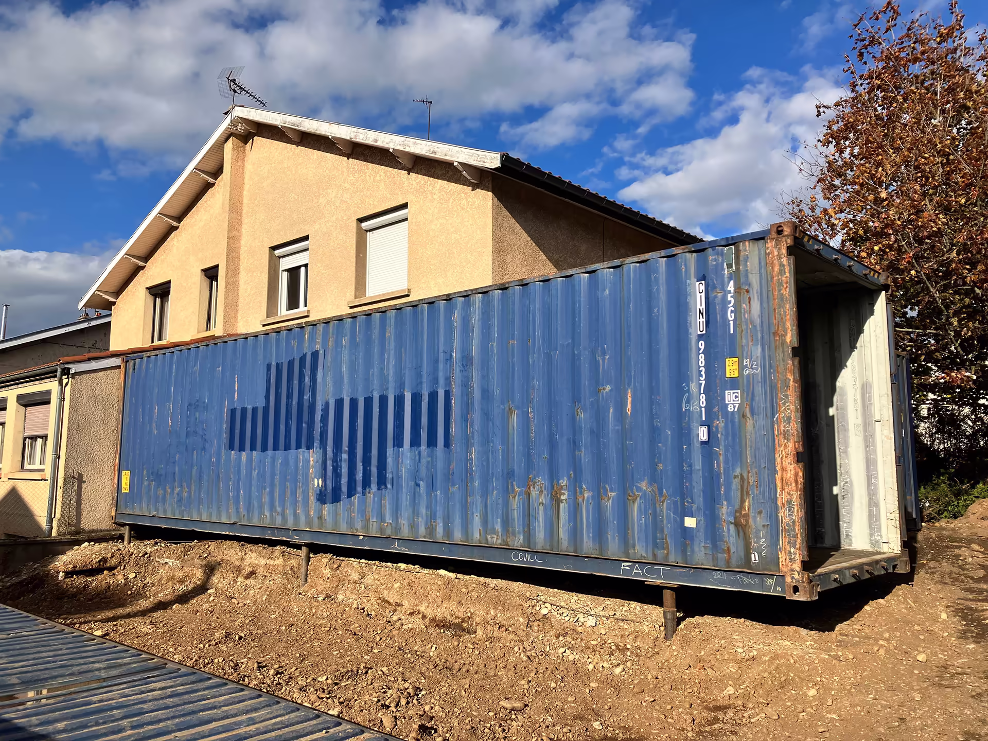 Agrandissement en container